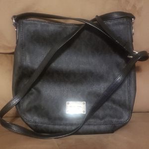 Crossbody purse